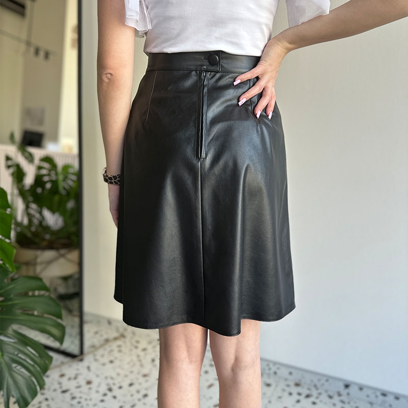 Skirt made of black eco-leather