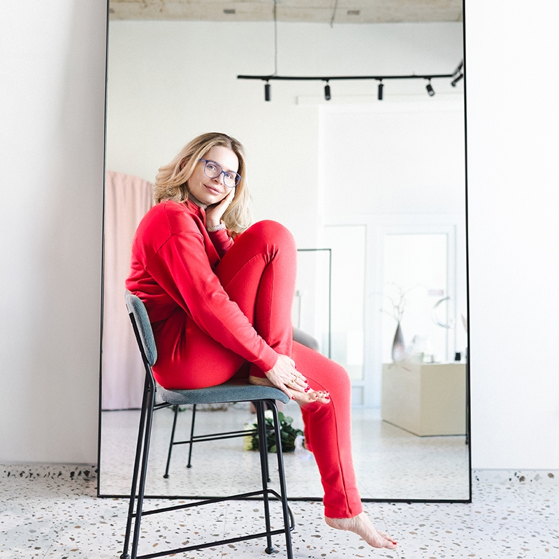 RE:NEW Dámska tepláková súprava - RED